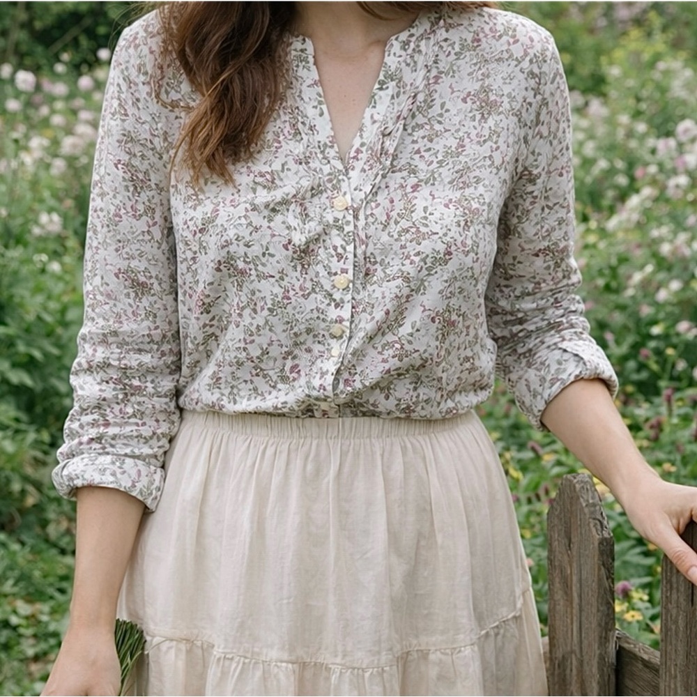 Eddie Bauer Cotton V-neck Ruffle Button-Down Top Medium Cottagecore